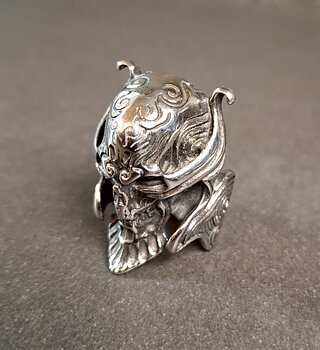 Alien Ring i Rostfritt stål