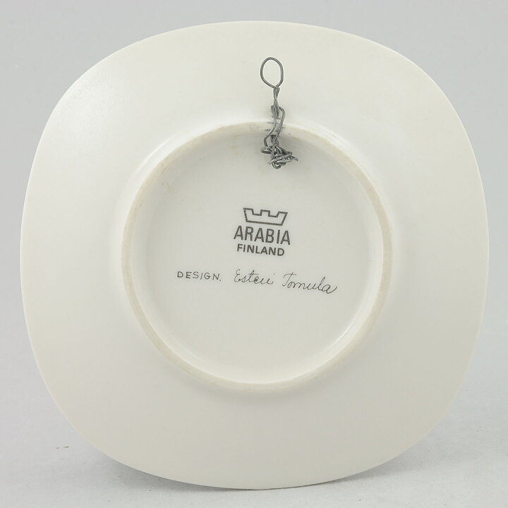 エステリ・トムラ  Botanicaシリーズ バーネットローズ  陶板  Wall Plaque  1980年   13 cm