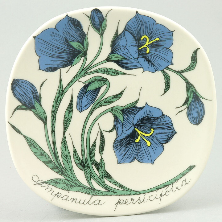 エステリ・トムラ  Botanicaシリーズ  ベルフラワー  陶板  Wall Plaque  1982年  13 cm