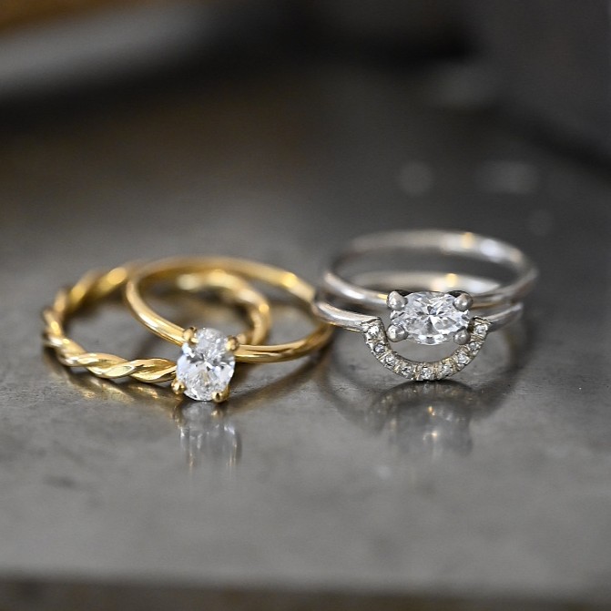Ring Rose handgjord diamanter 5x0,02 ct guld 18 karat
