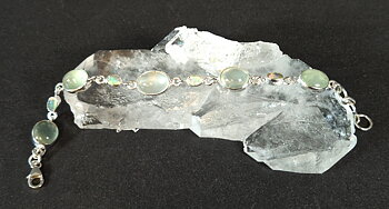 Silverarmband med Opal och Prehnit