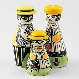 Anita Nylund (Familjen Pepparsson 1950s) Three Charming Shakers