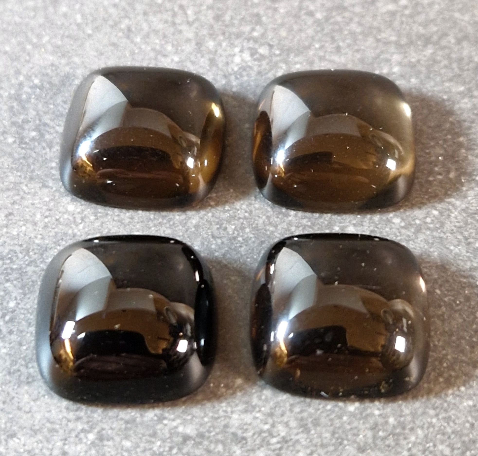 Rökkvarts Cabochon - fyrkantig