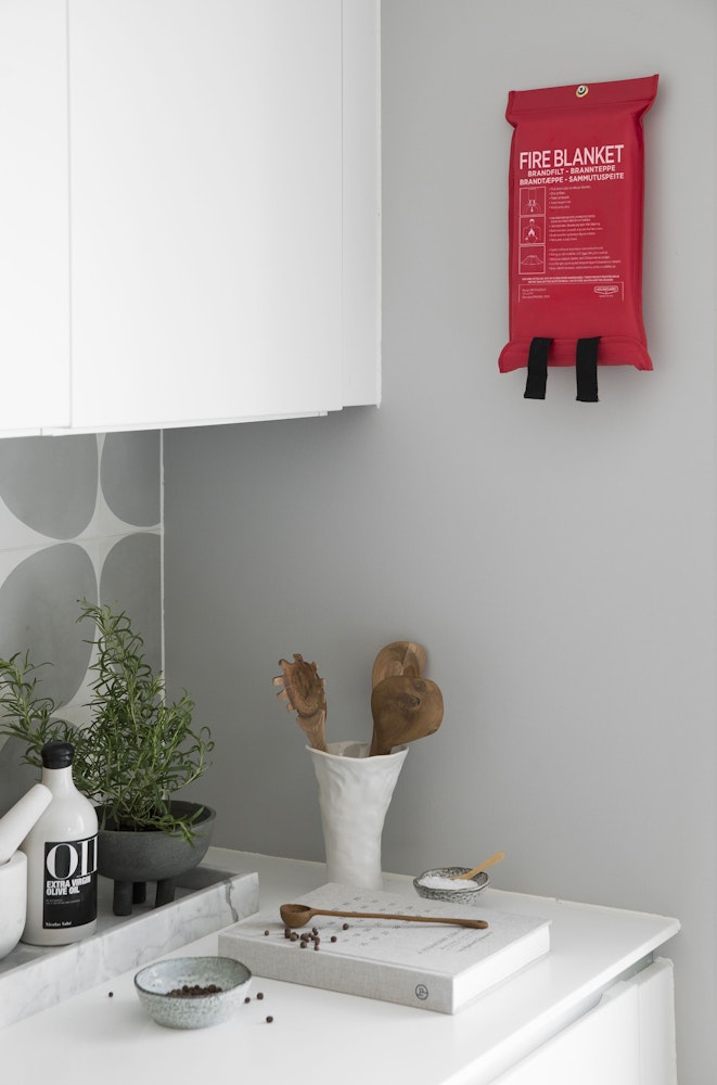 Brandfilt 120x120cm röd  - 2