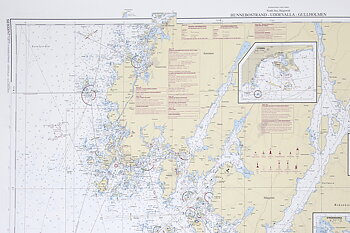 Hunnebostrand-Uddevalla-Gullholmen Sjökort 77x112 cm
