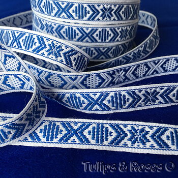 Traditional folk art ribbon 15 mm blue on white 1068-19 