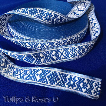 Folk art ribbon 25 mm blue on white  with stripes 1496-3