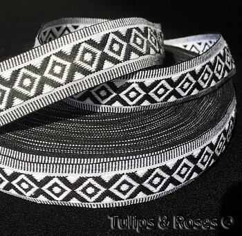 Folk art ribbon 24 mm black on white  1497-2 