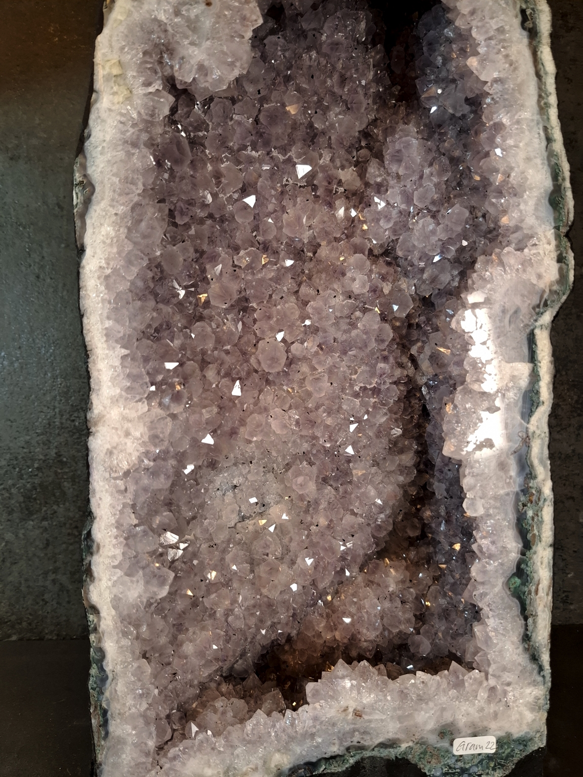 Ametist  Grotta , 25kilo - 3