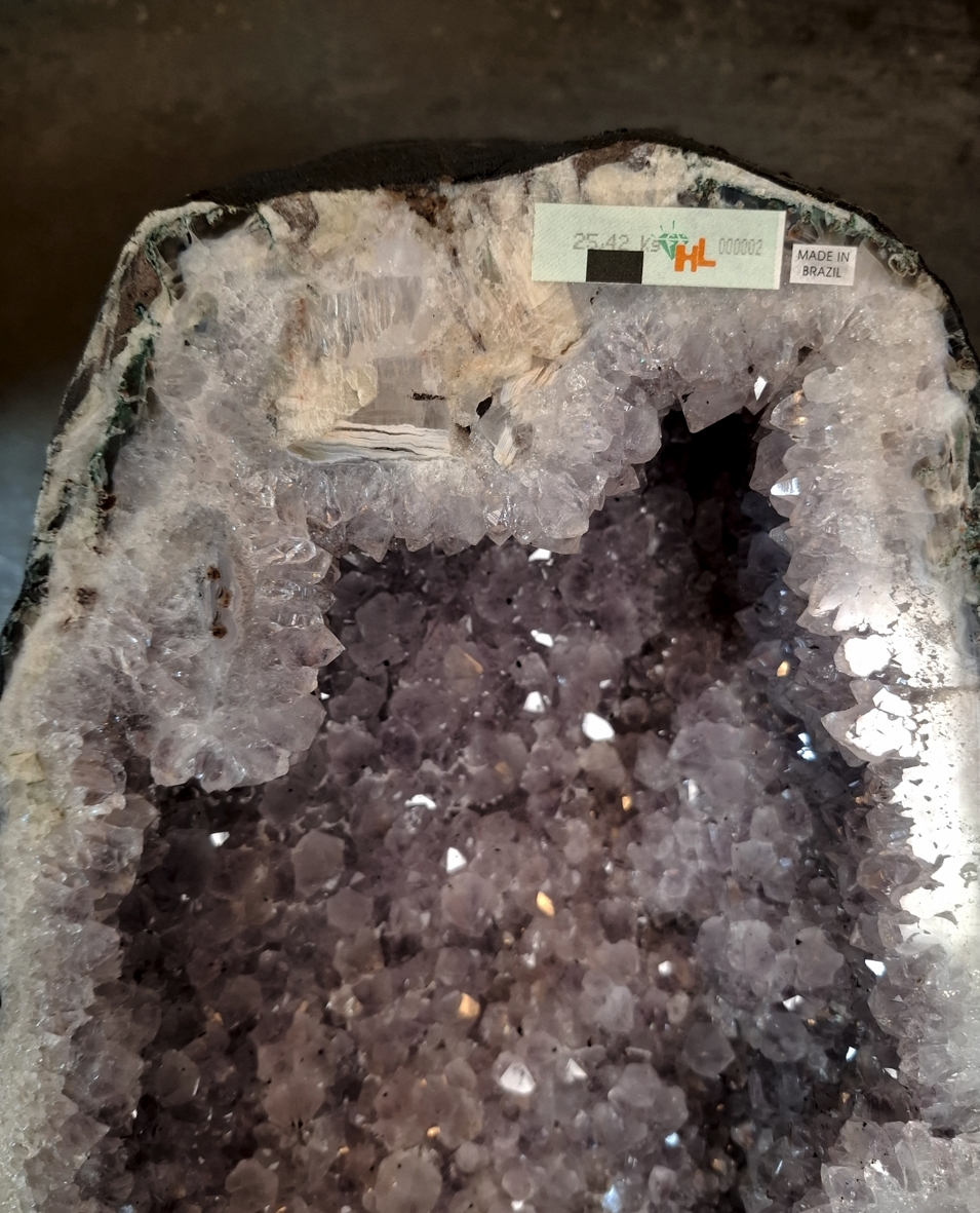 Ametist  Grotta , 25kilo - 4