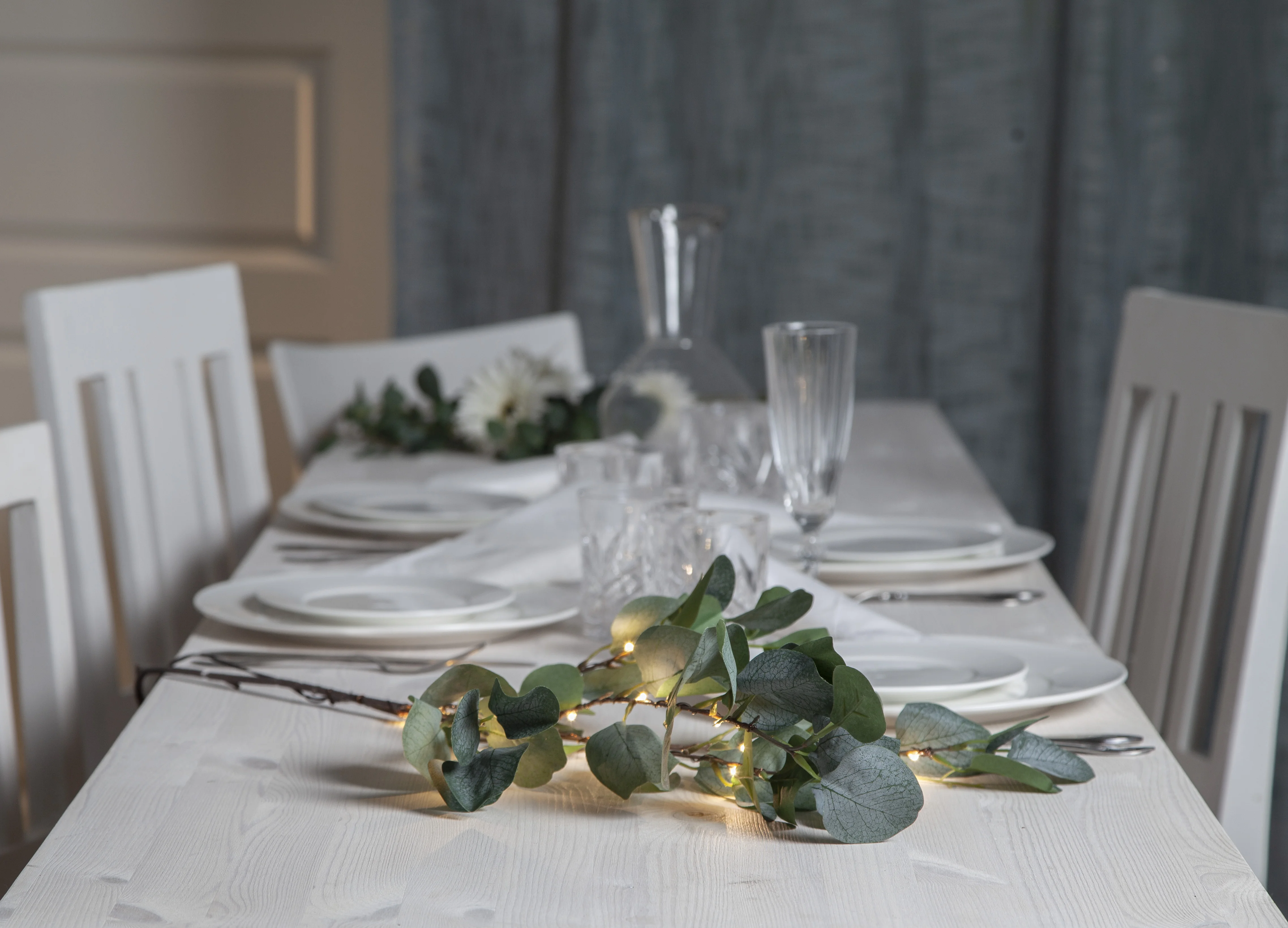 Eucalyptus with light string - Decorative branch - 90 cm - 8