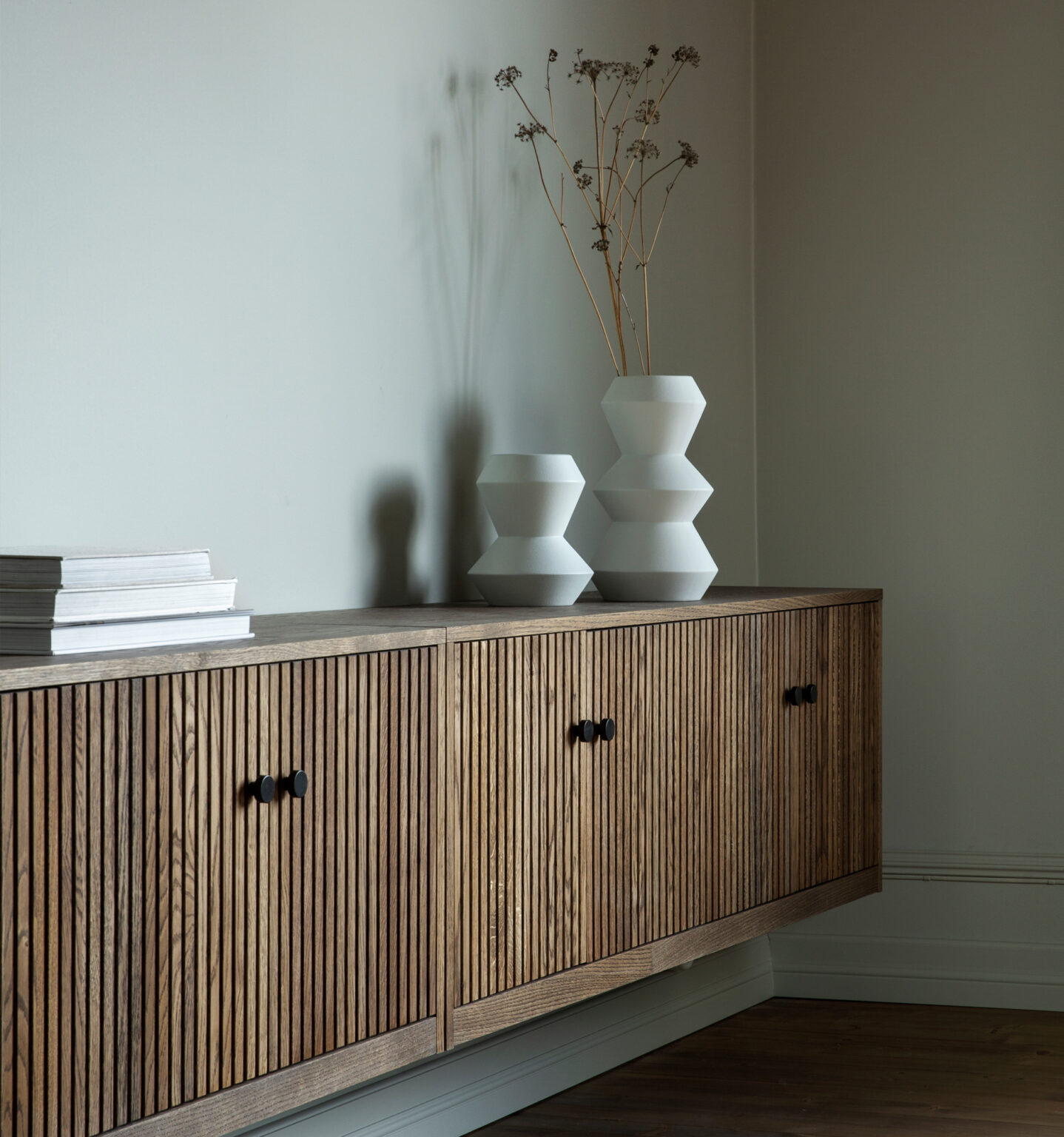 DIS sidetable - 5