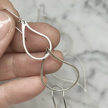 Silver earring Tear drops