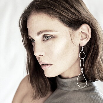 Silver earring Tear drops