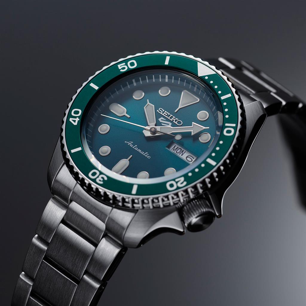 Seiko 5 Sports - 2