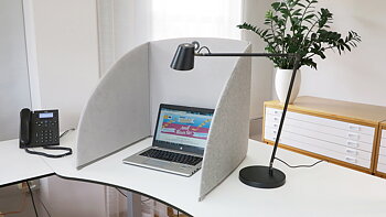 Bordsskärm grå 58cm
