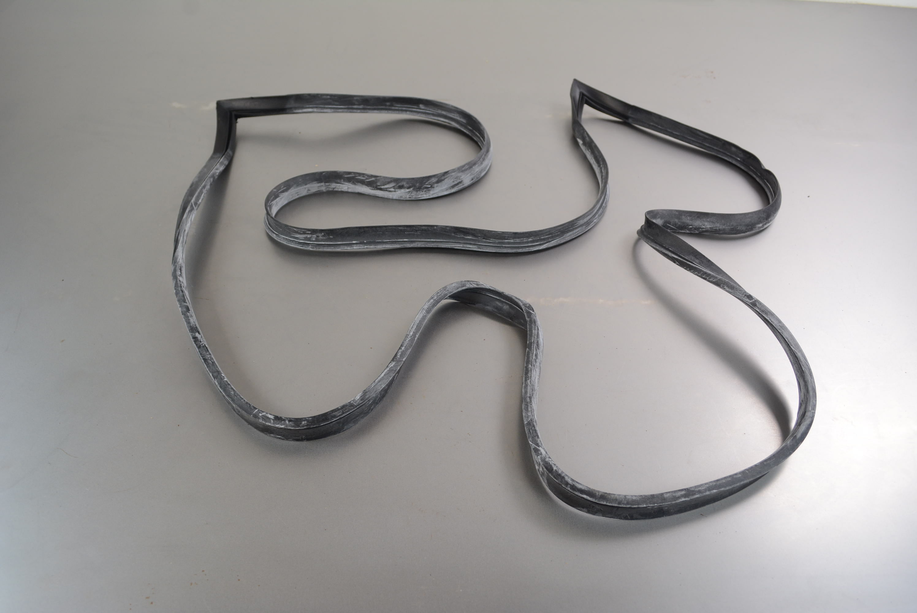 Windshield seal 1933-34 & -32 3-Window