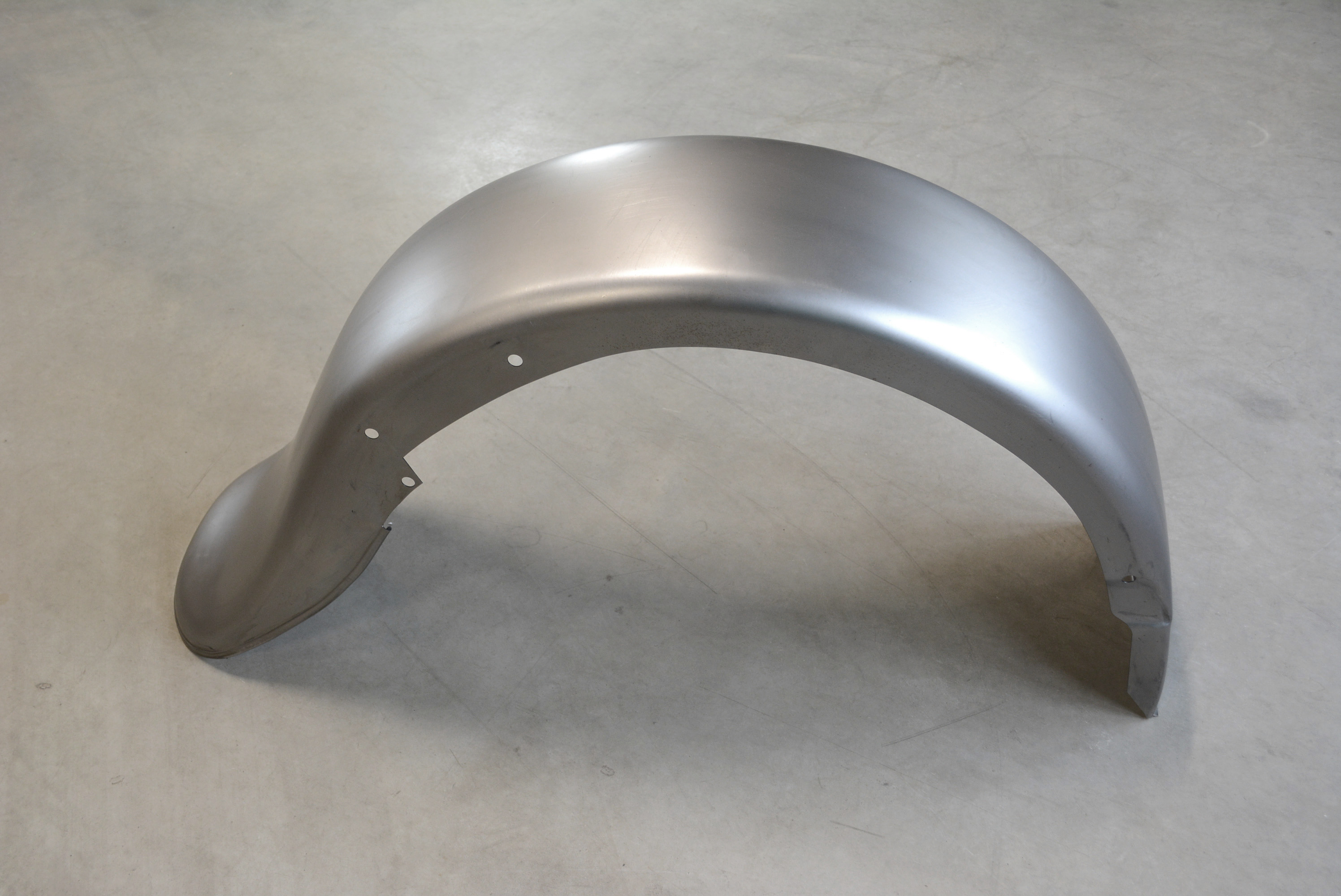 Rear Fender -32 LH - 2