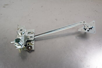 Door Latch 5W -32 RH