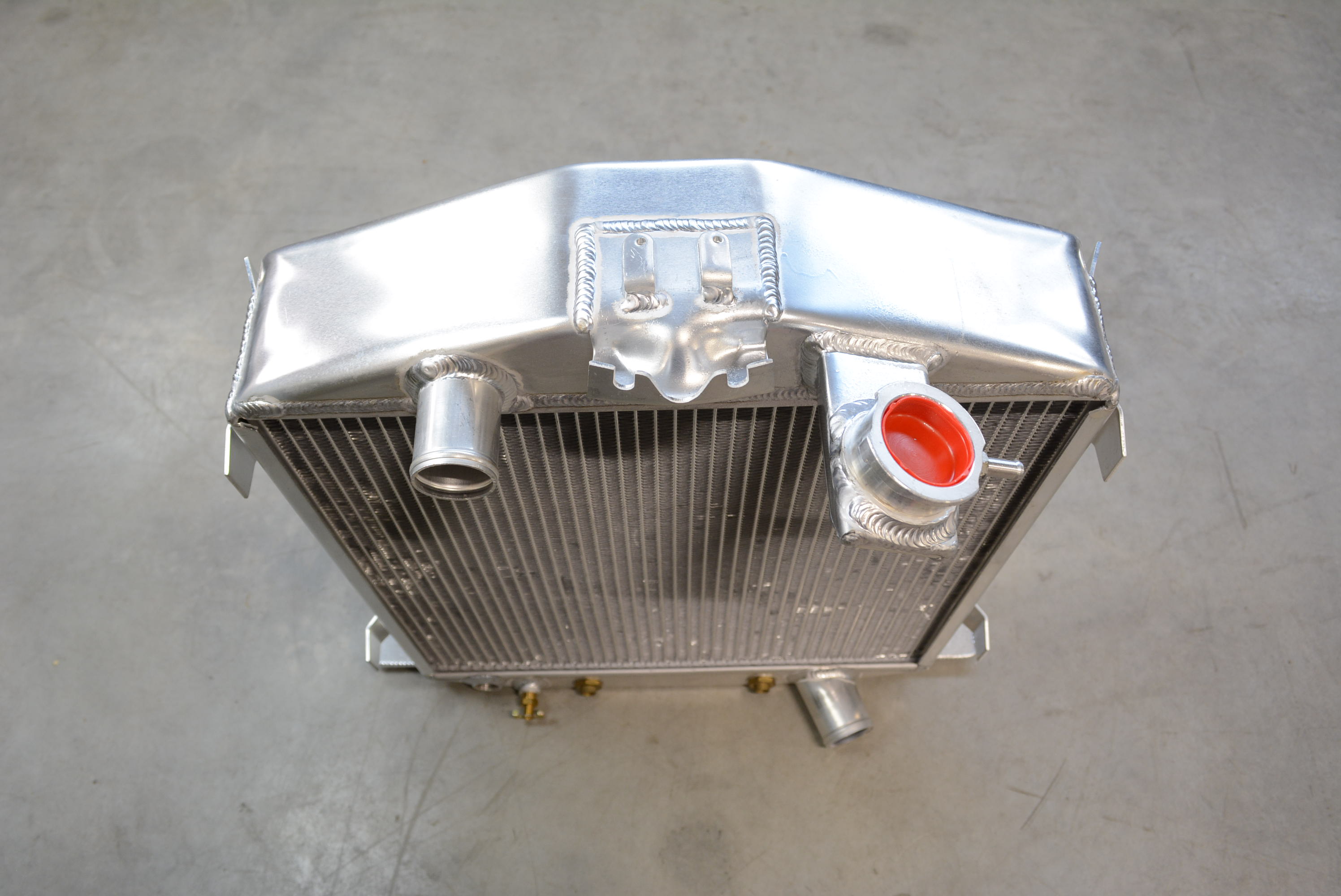 Radiator Aluminum -32 Lo-Boy - 4