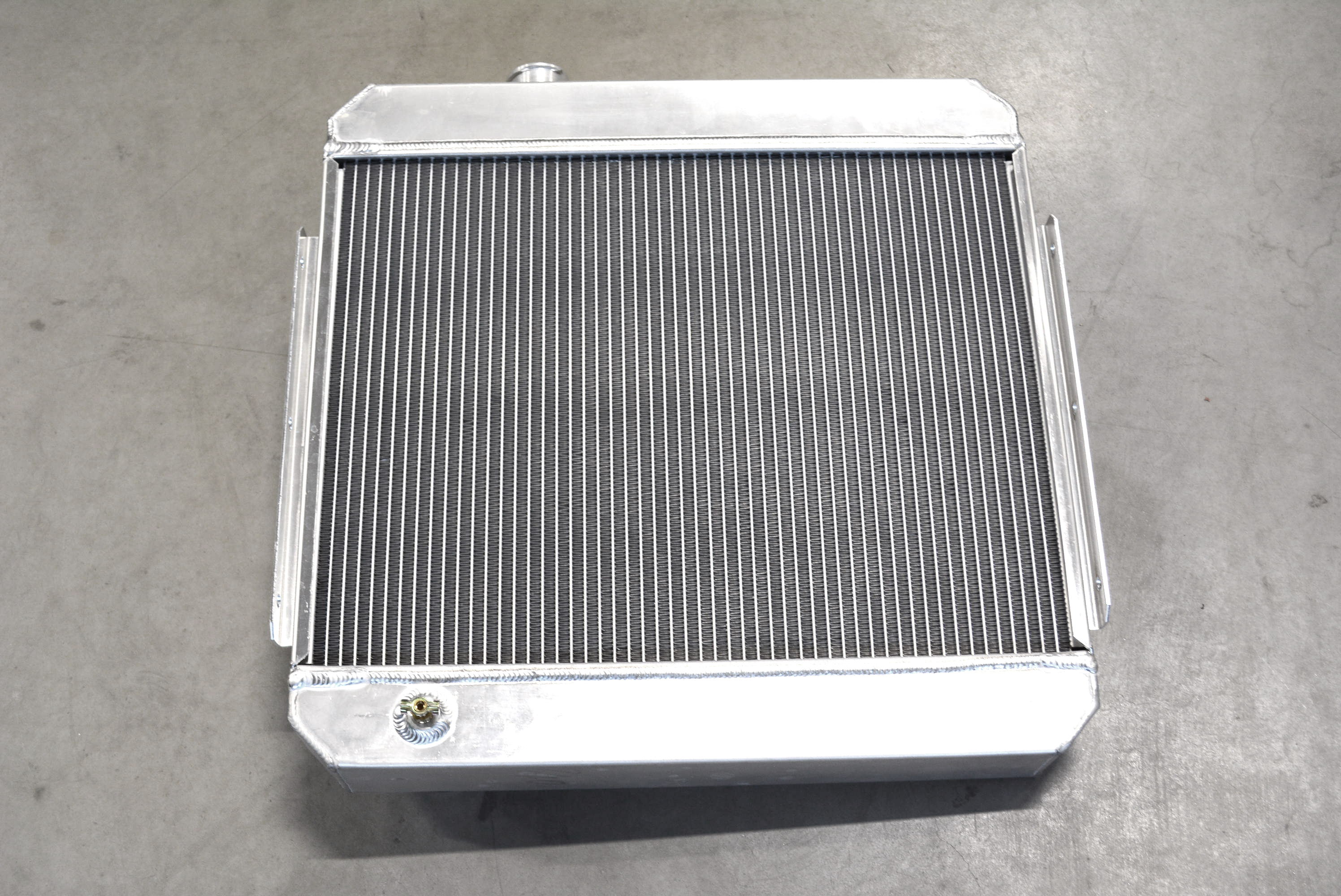 Radiator Aluminum Chevy 55-57 Tri-Five - 2
