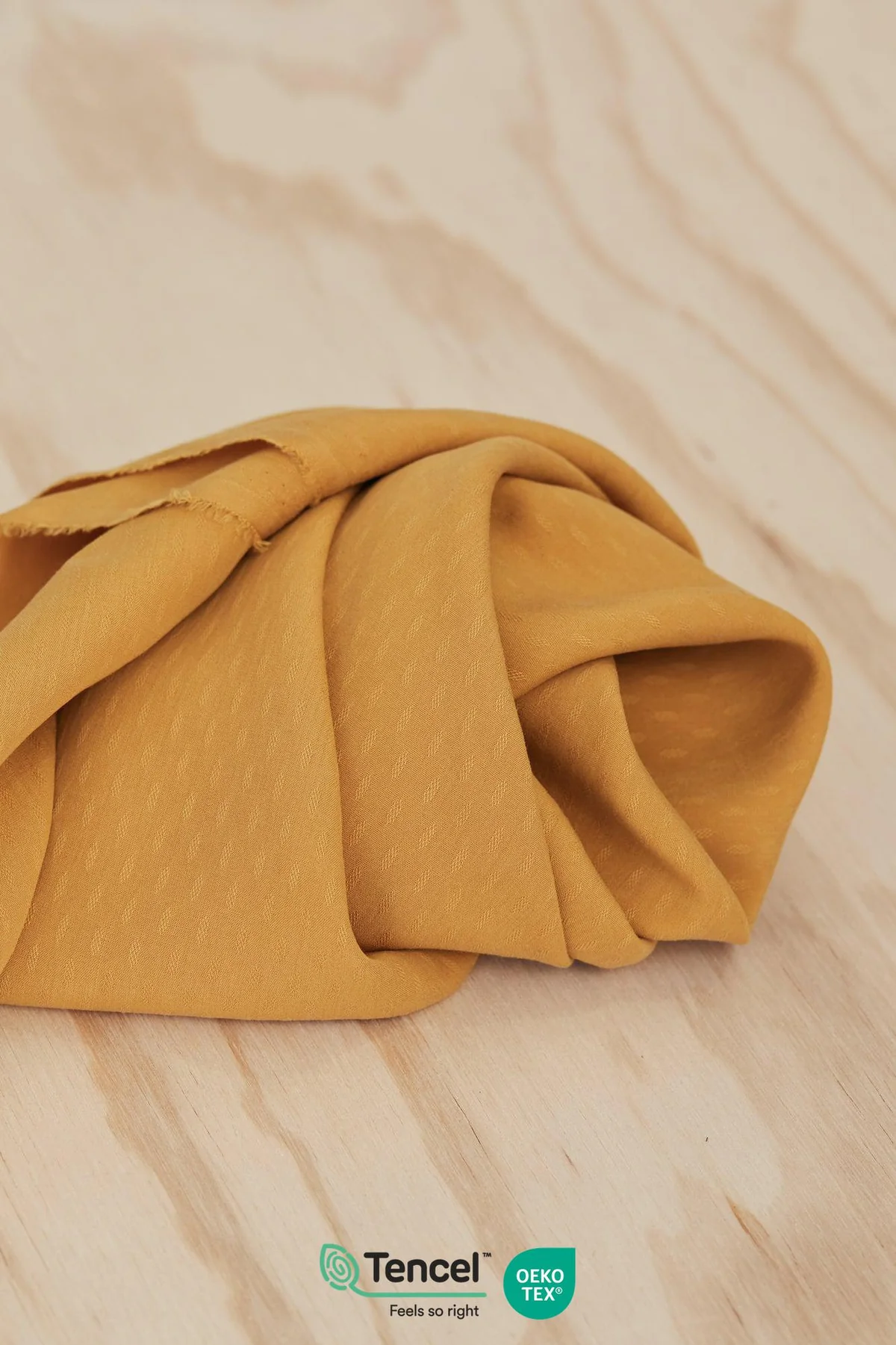 DIAMOND JACQUARD TENCEL ™ - MUSTARD - 4