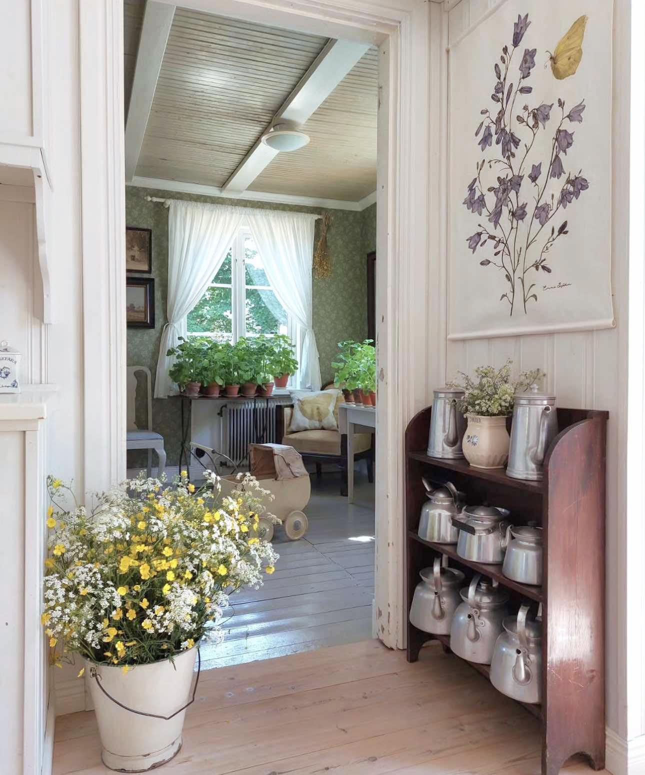 Preorder!  WALL HANGING BELL FLOWERS  - 7