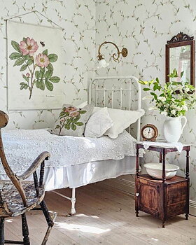 Preorder! WALL HANGING WILD ROSE 