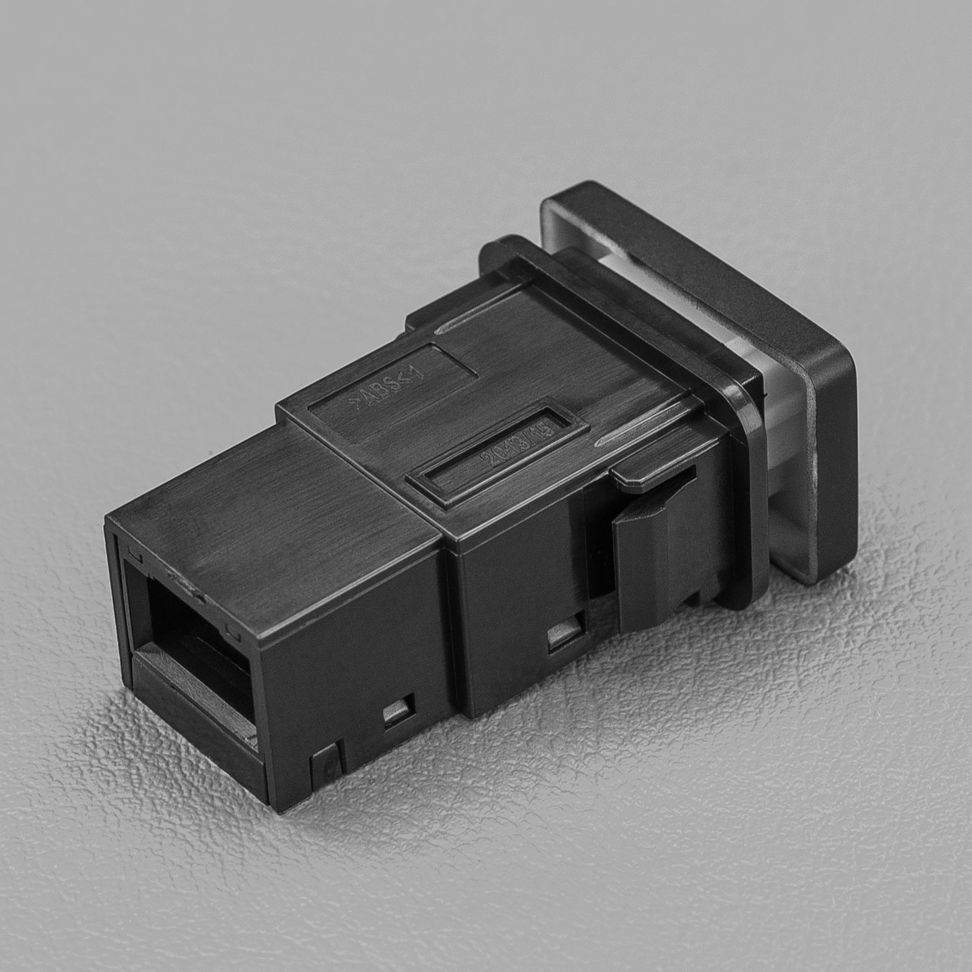 Short Type Push Switches to Suit Toyota - 2