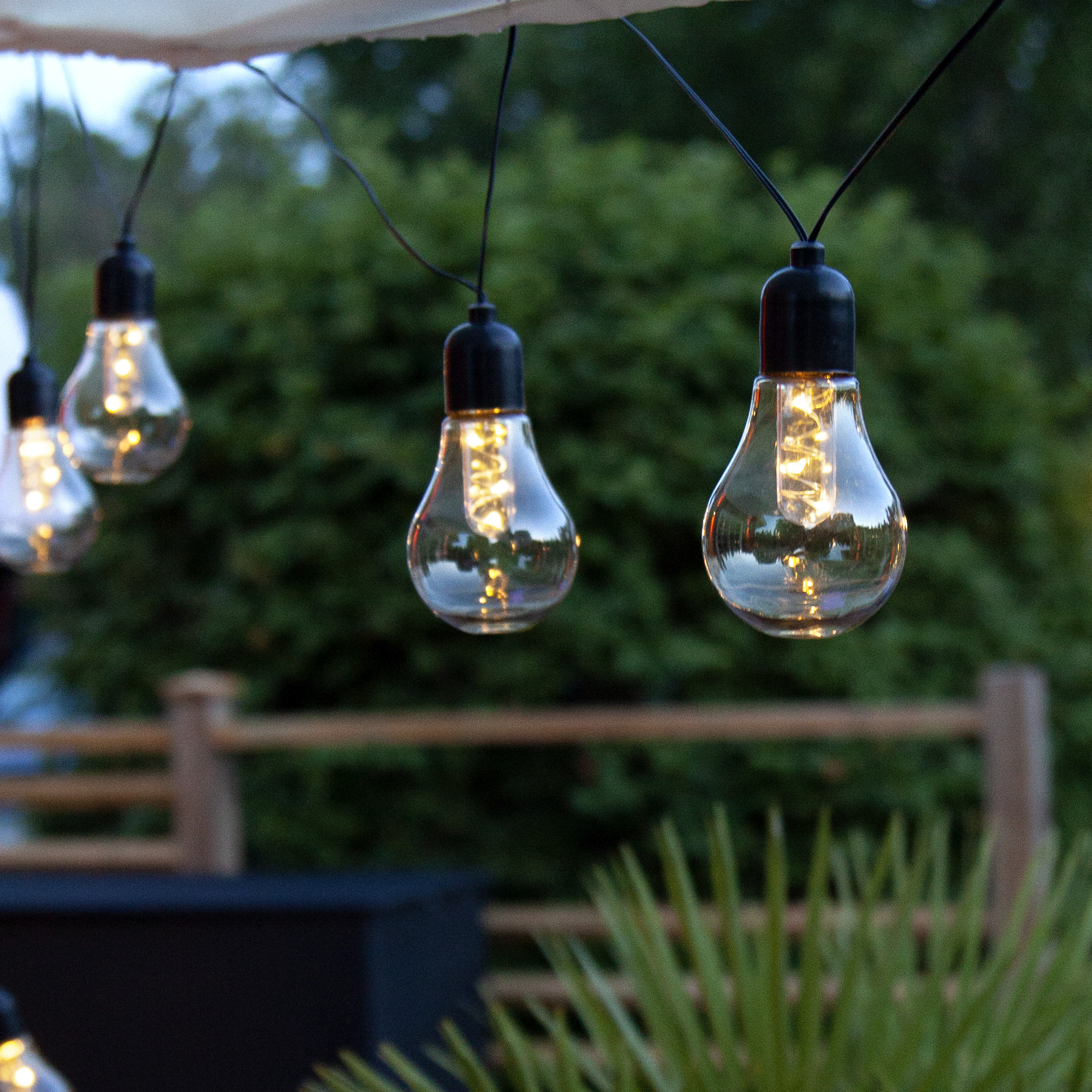 String lights with bulbs - Outdoor lighting - 10 lights - 405 cm