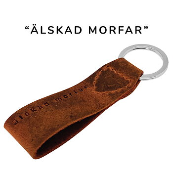 Exklusiv nyckelring läder med text älskad morfar - personlig nyckelknippa | C Stockholm smycken och presenter online