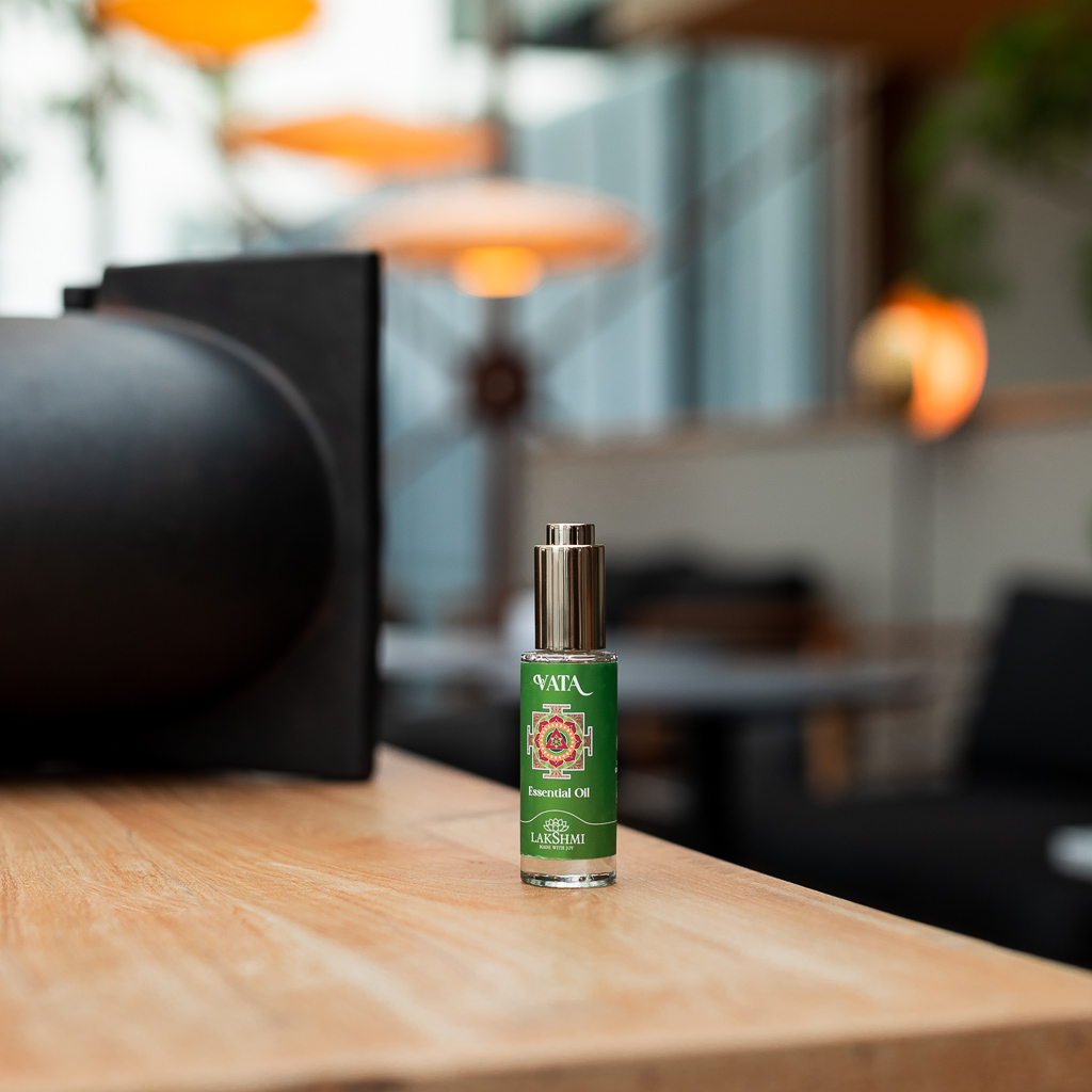 Lakshmi Essential Oil Vata