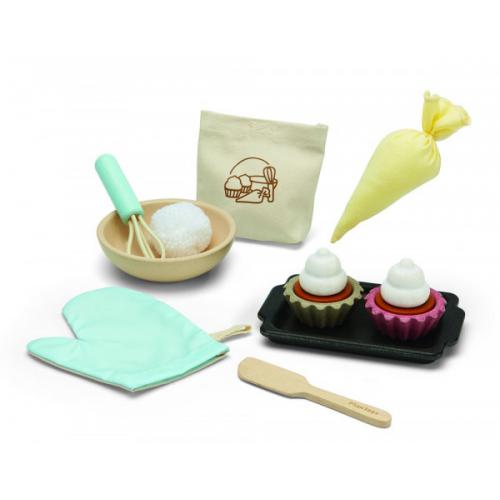 Träleksak set för att baka cupcakes
