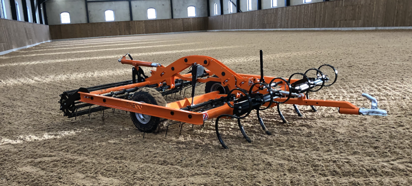Ridhusharv ATV CHAPMAN AH200 ridbaneharv och ridhusharv för fibersand och sand