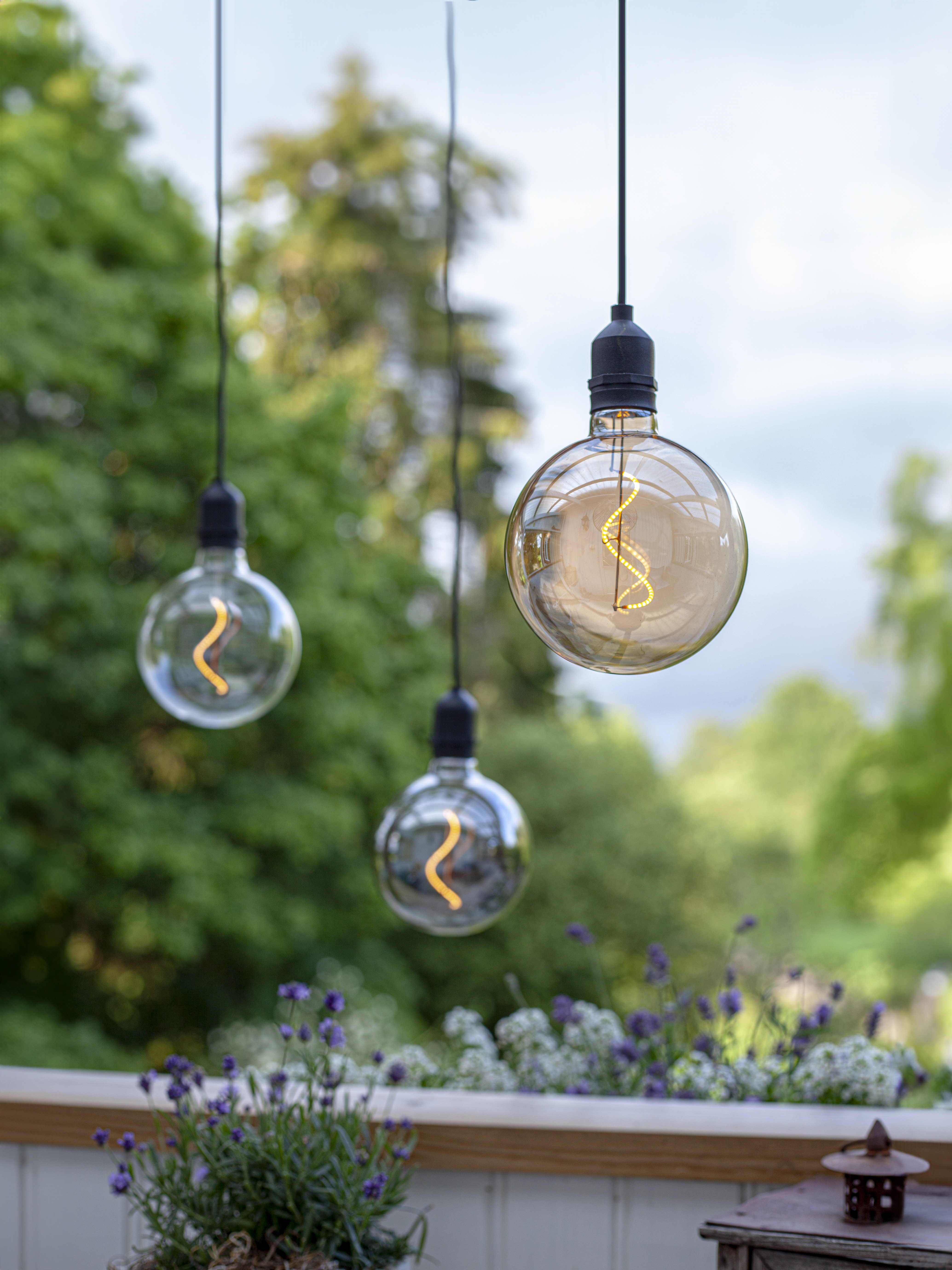 Hanging glass decoration - Battery operated - Amber - 6