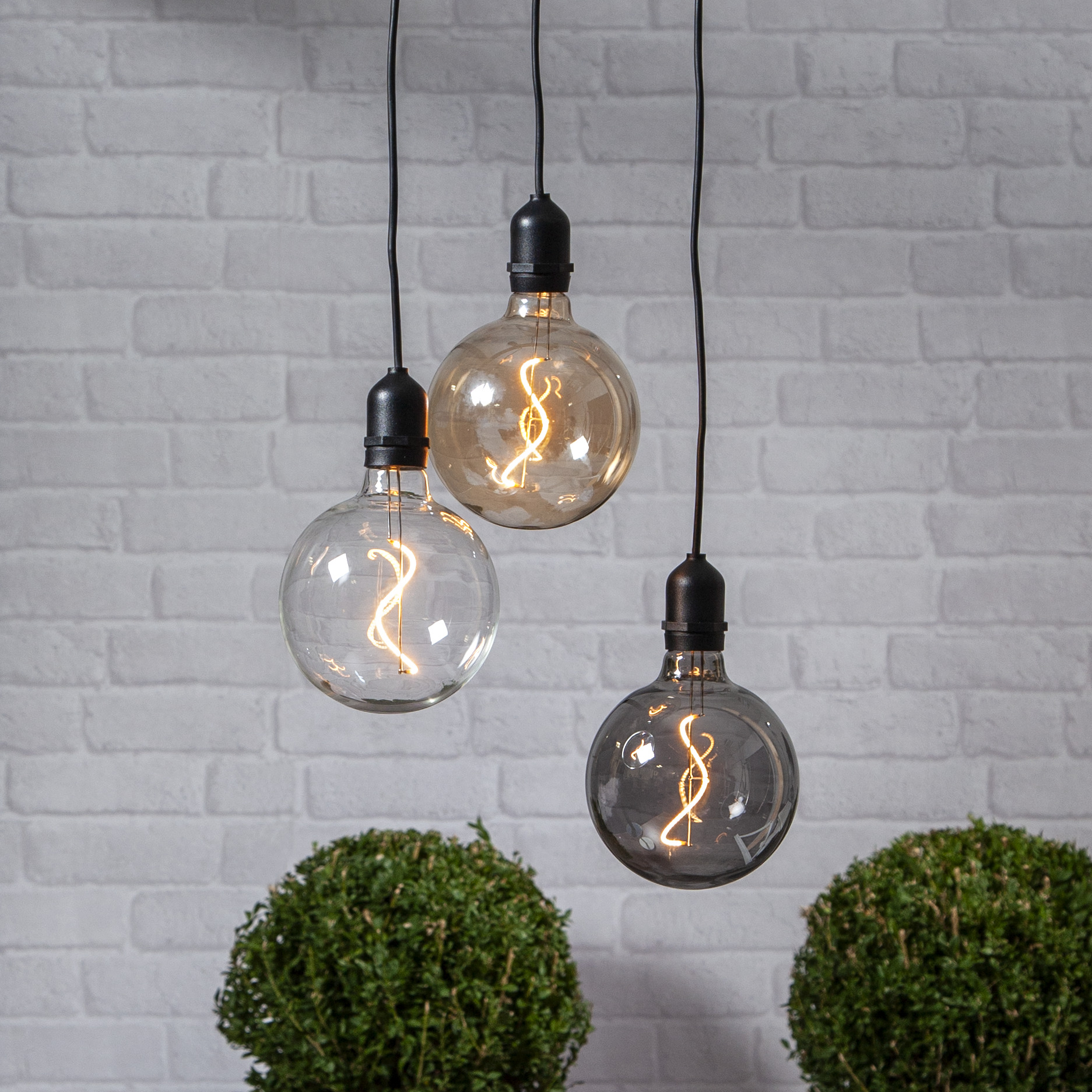 Hanging glass decoration - Battery operated - Amber - 3