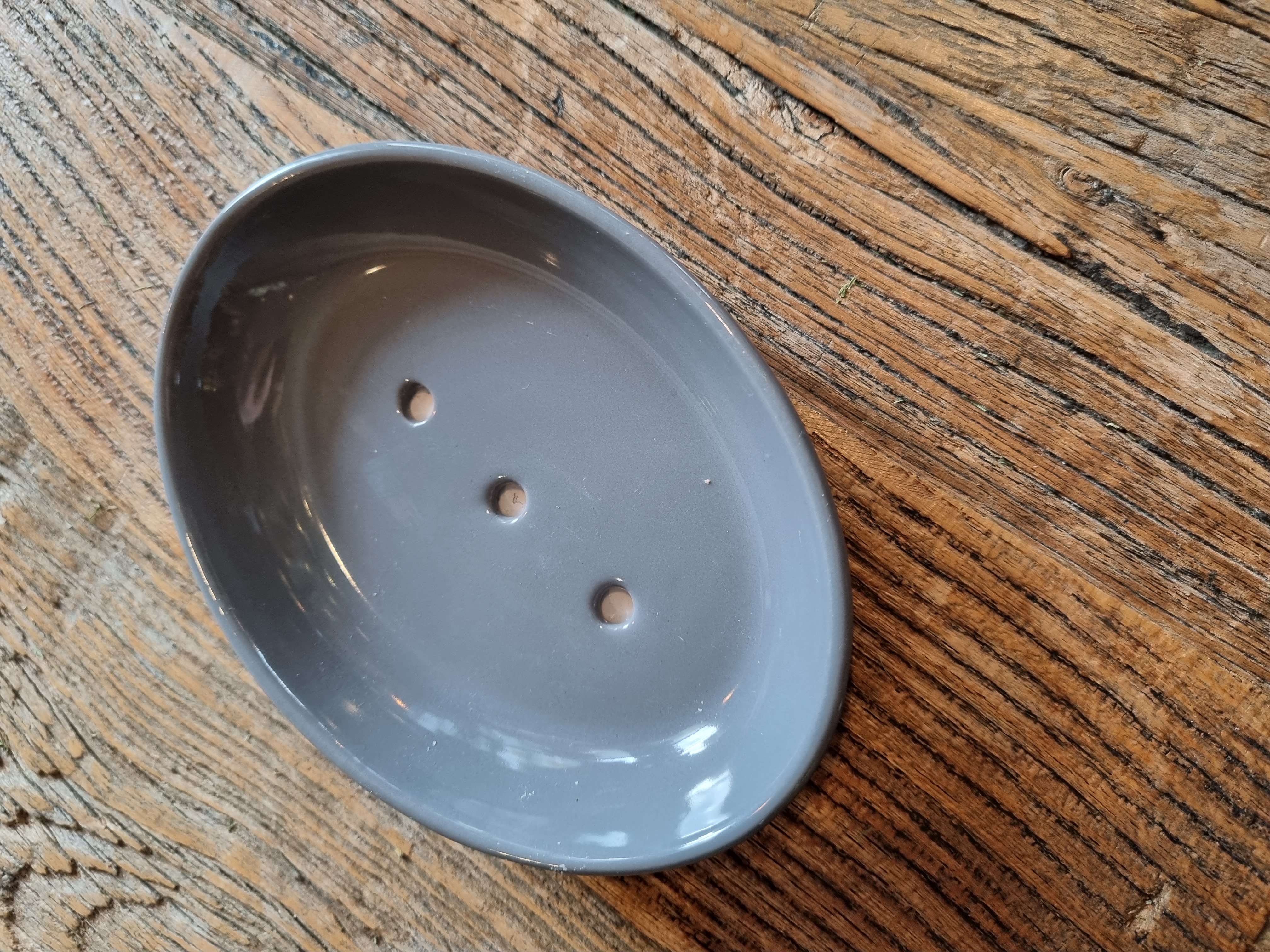 Tvålfat Oval Mörkgrå