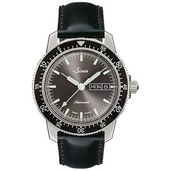 104.014 Sinn 104 St Sa I A svart kalvskinn