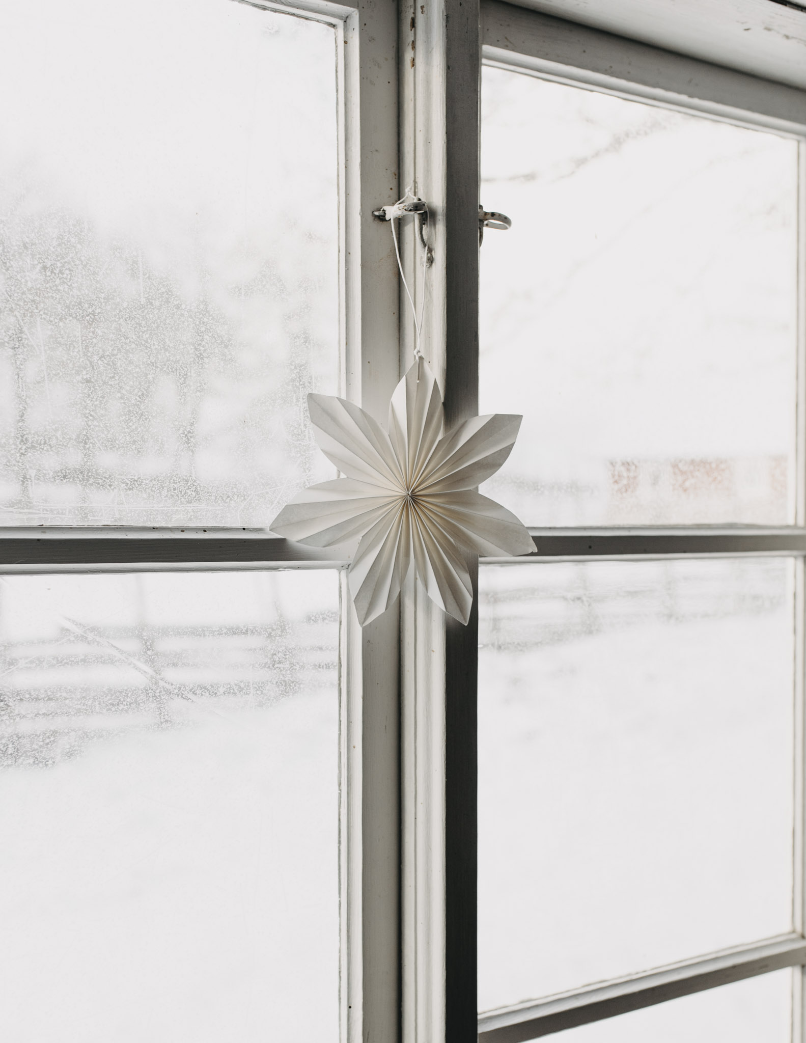 White Advent star/star - Paper - Paper star - 20 cm - 5