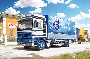 Volvo F16 Globetrotter kapellflak m bakgavellift, 1/24