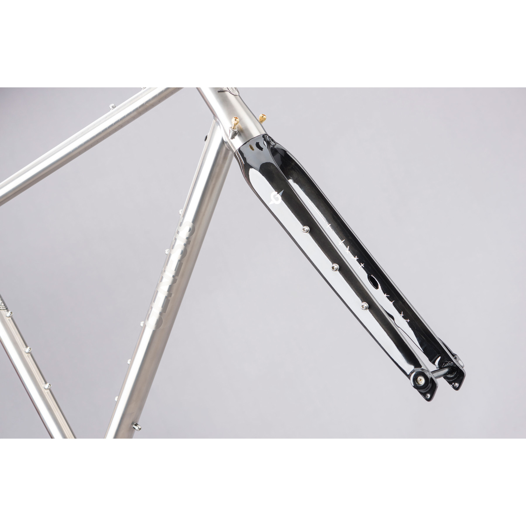 Genesis croix de fer ti frameset sale