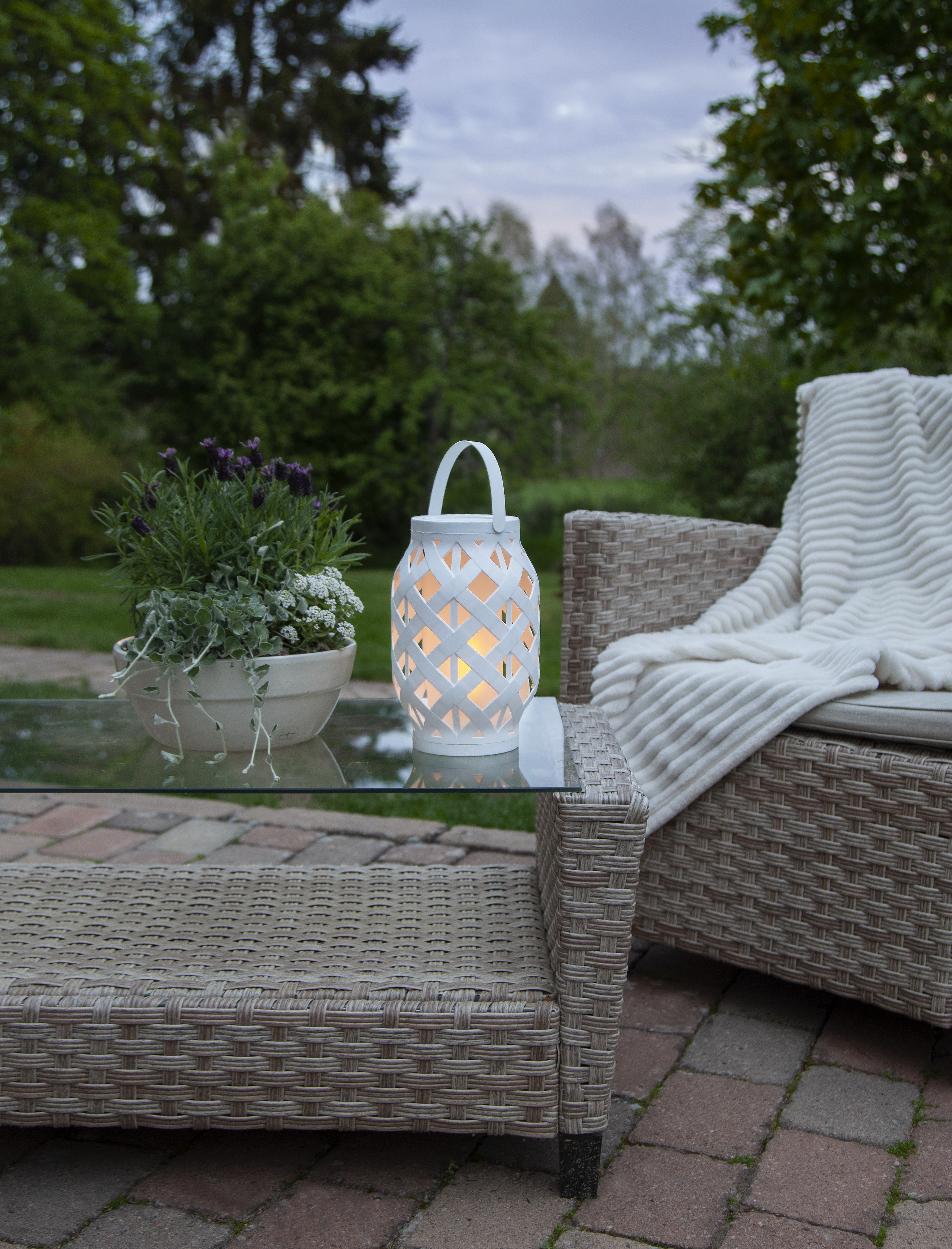 Lantern Flame - White - 23x15 cm