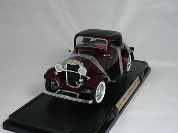 	Ford 3-Window Coupe -1932  1:18  Road Legends/Lucky Die Cast