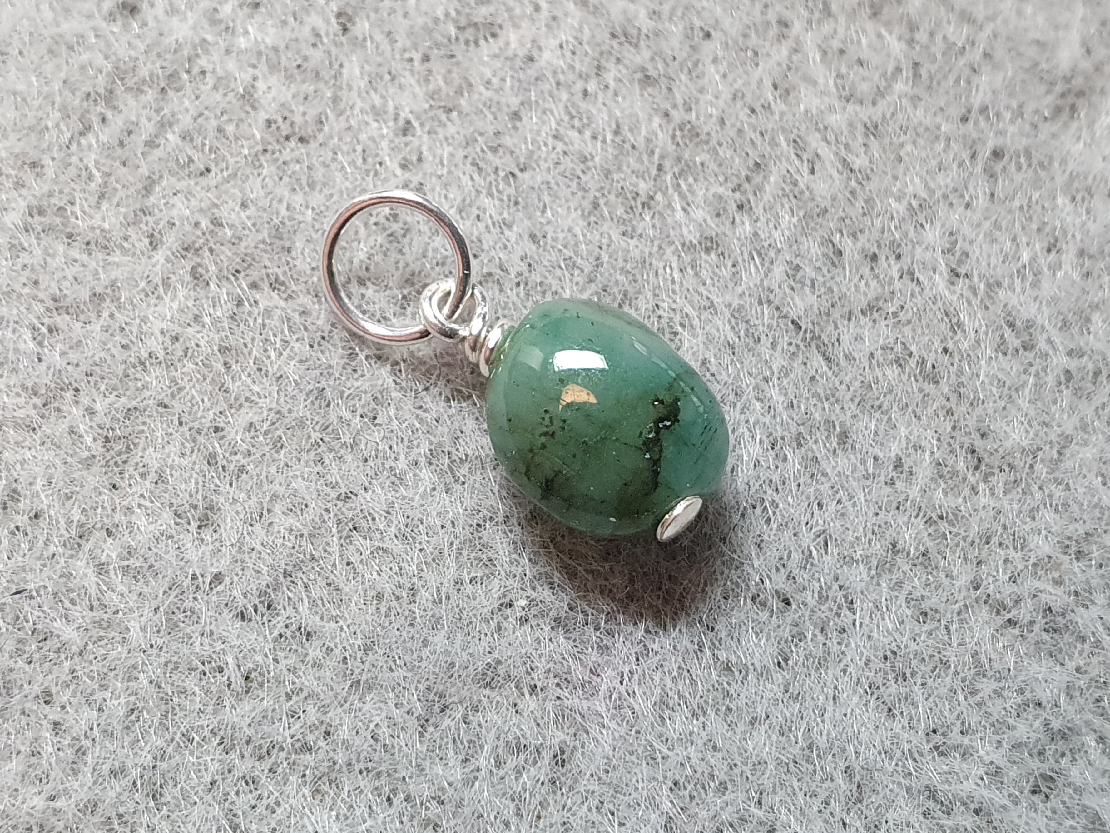 Smaragd nugget ca. 9-10 mm 925-silver ( månadssten maj ) - 2