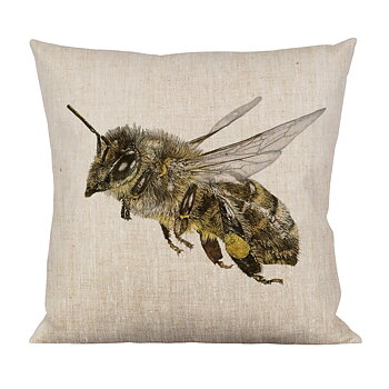 CUSHION HONEY BEE/WOODLAND STRAWBERRIES