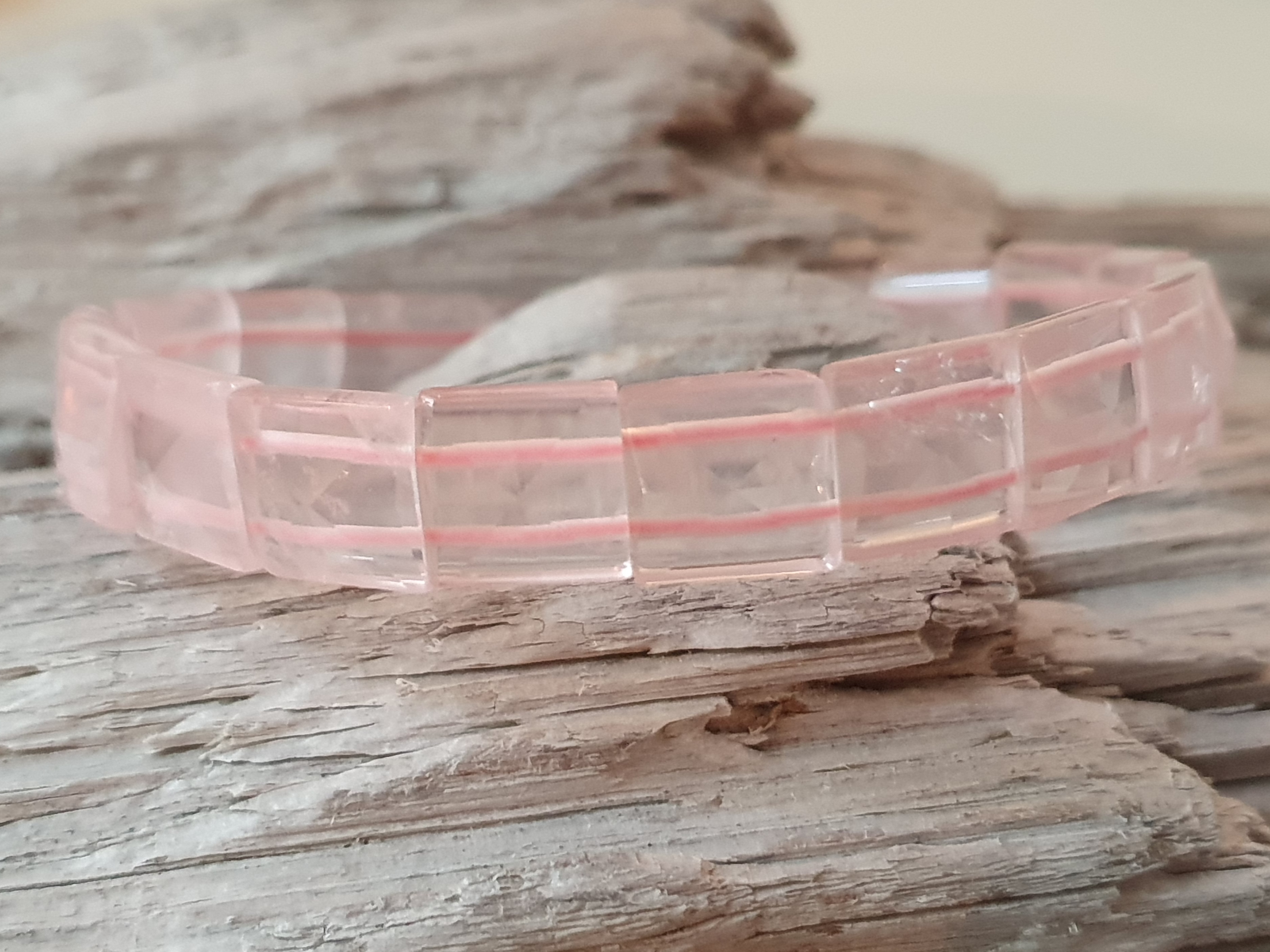 Rosenkvarts kvadrat fasetterad ca. 10mm bred , dubbelhål, 17-18cm armband