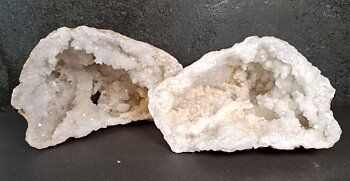 Bergkristall Kvarts Geode i två delar - 3 kg
