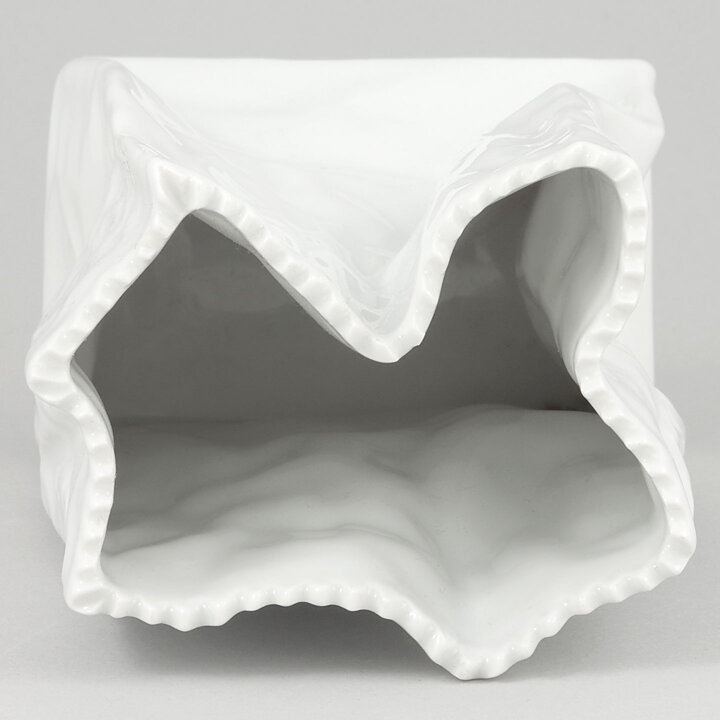 Tapio Wirkkala (Do Not Litter 1977) White Bag Vase 15 cm  [Sample Images]