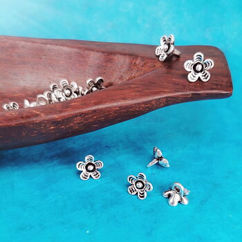 Blomberlock 9 mm silverfärgad 15 st