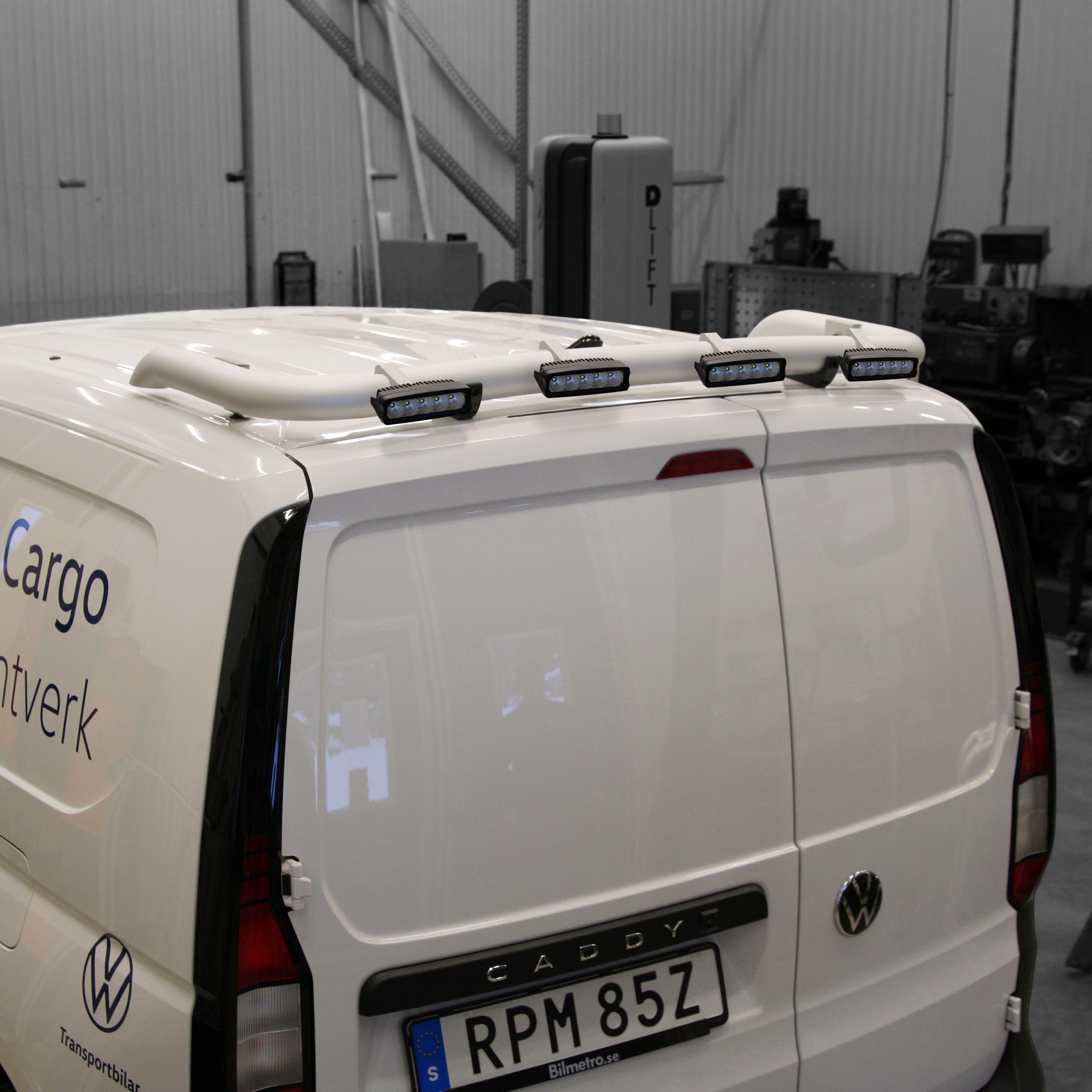 T-RACK VW Caddy Cargo 21- bakre takbåge 